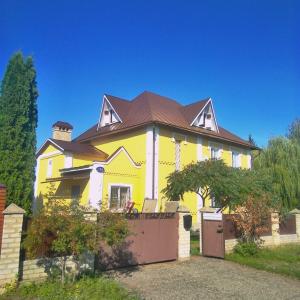Ремонт фасада и кровли дома